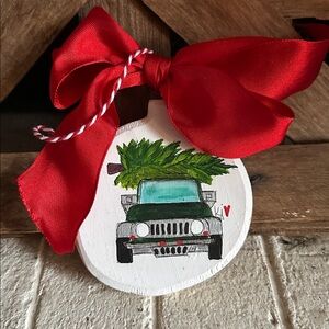 Hand painted handmade Jeep ornament (45)
